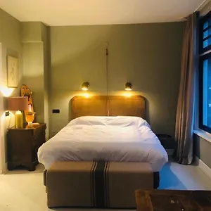  Apartment Homestead